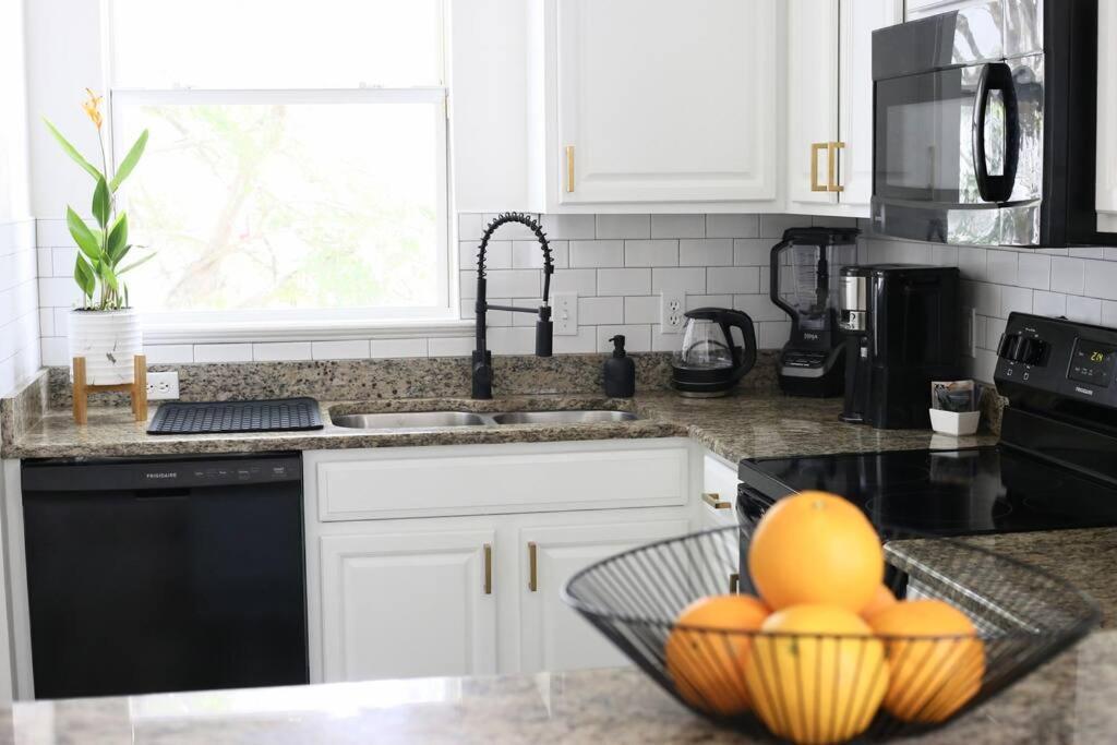 Sanctuary Gainesville Bright 2 Bedroom King Condo Exterior foto